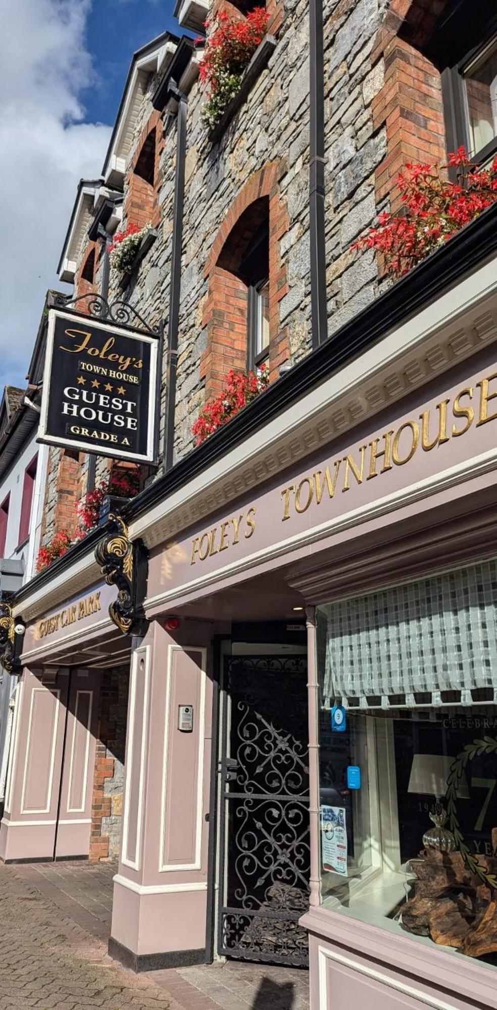 ホテル Foley'S Townhouse キラーニー エクステリア 写真