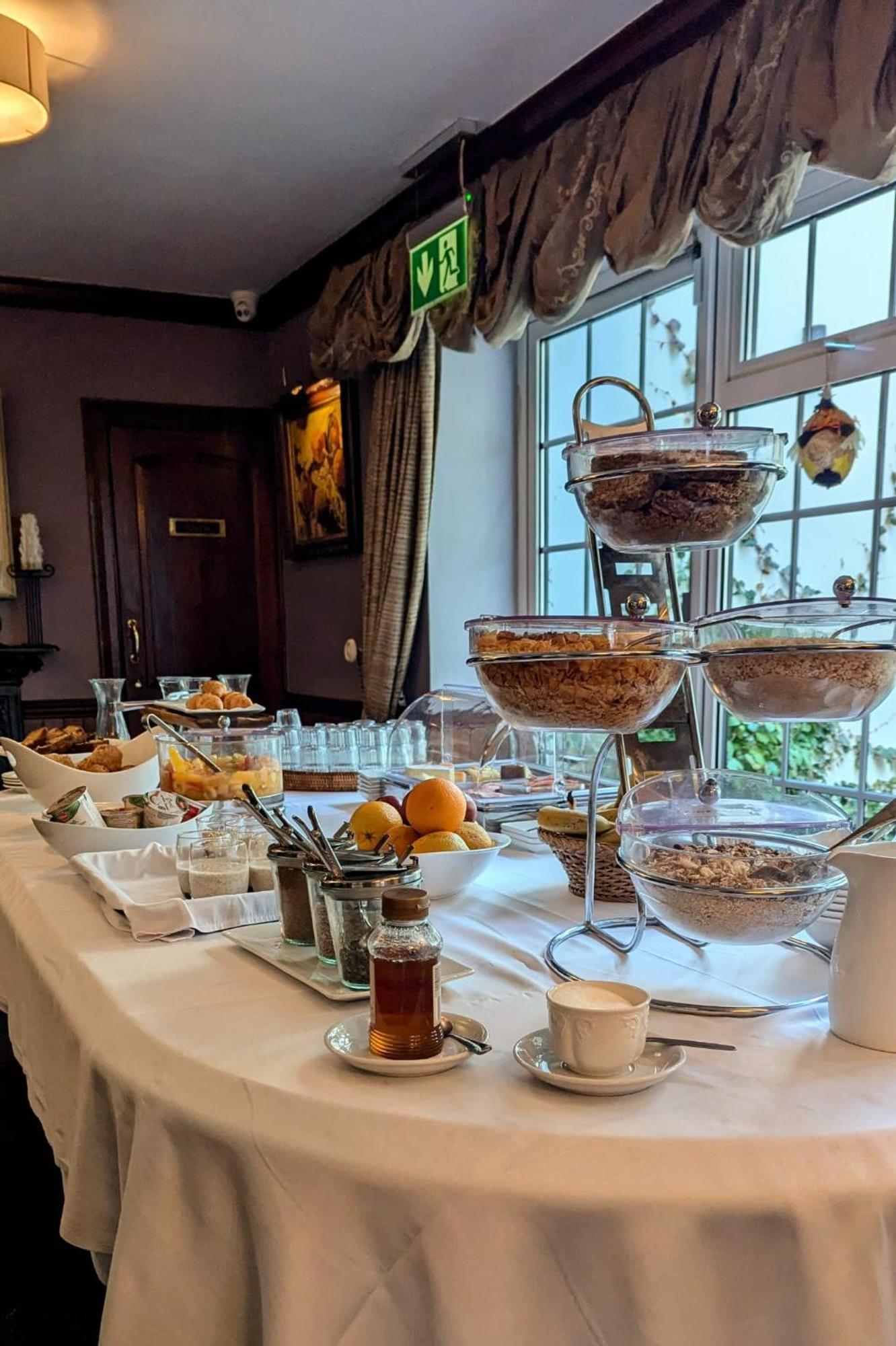 ホテル Foley'S Townhouse キラーニー エクステリア 写真