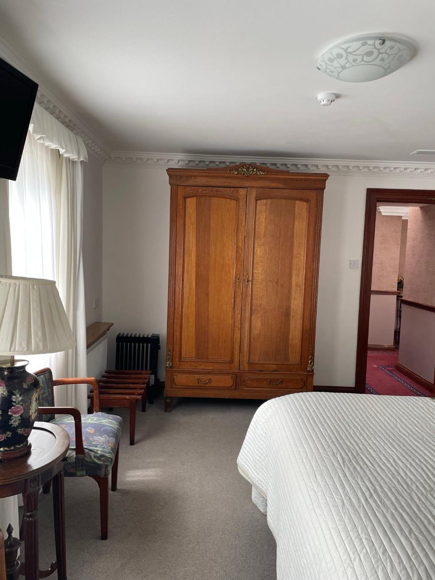ホテル Foley'S Townhouse キラーニー エクステリア 写真